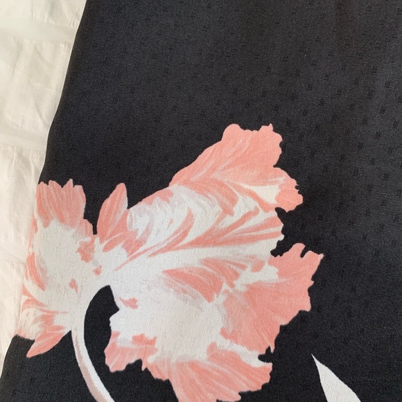 1 State Kimono - Picture 7 of 16